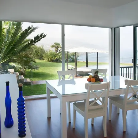 Bahia De Michel *